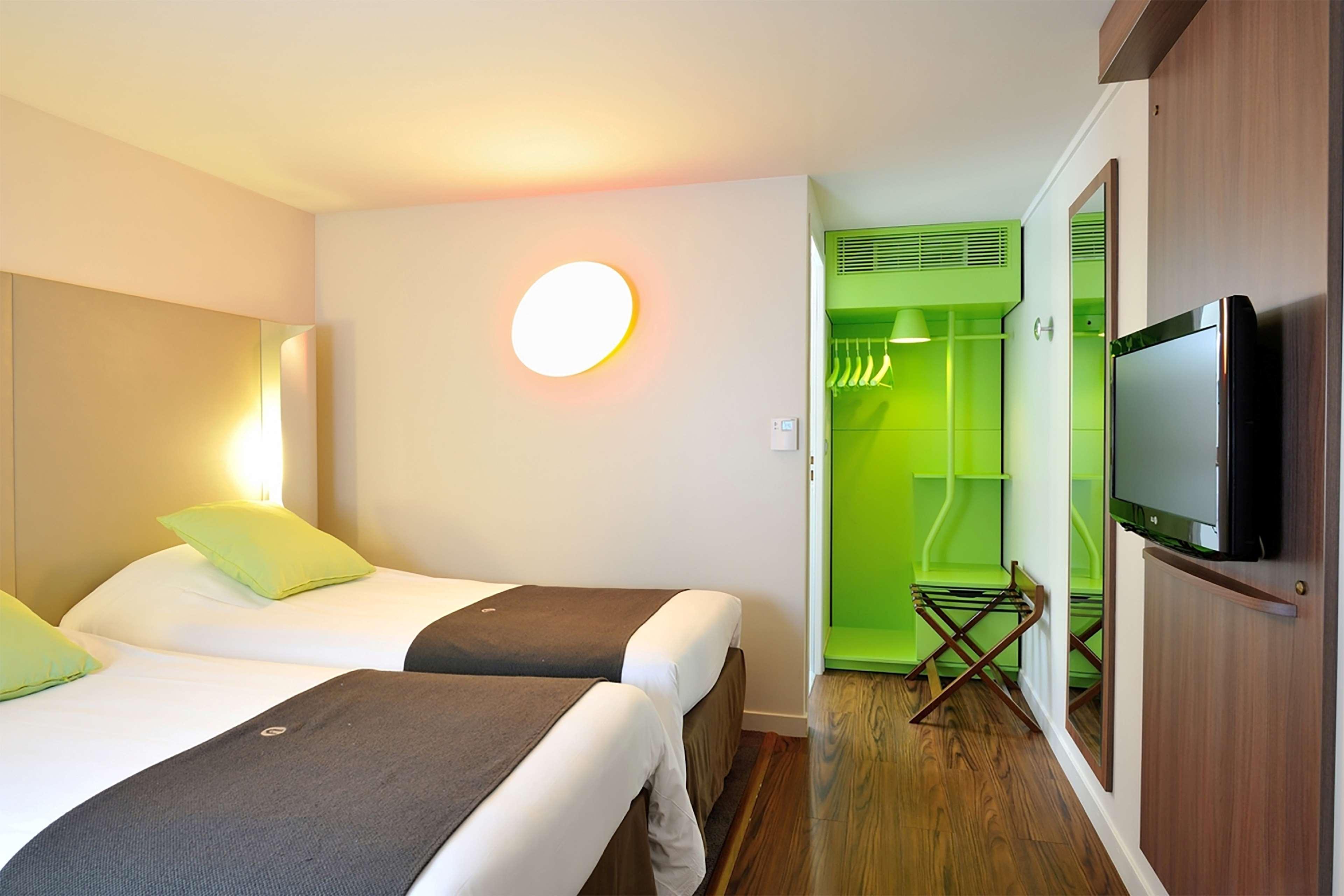 B&B Hotel Roissy - Saint Witz Ex-Campanile Roissy - Saint Witz Exterior foto